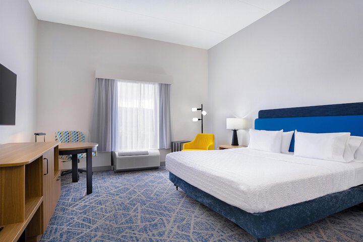 Hampton Inn & Suites Lamar