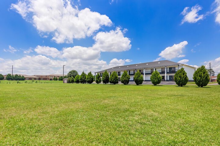 Americas Best Value Inn Bishopville