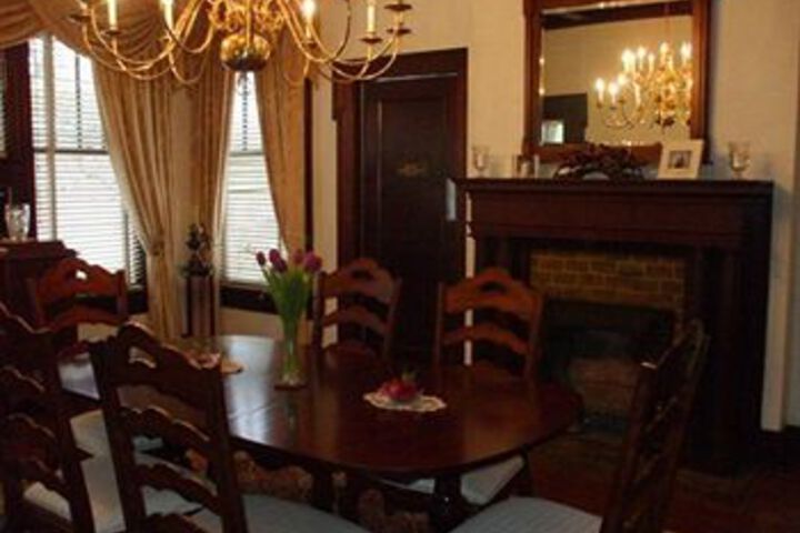 Simply Divine Bed and Breakfast