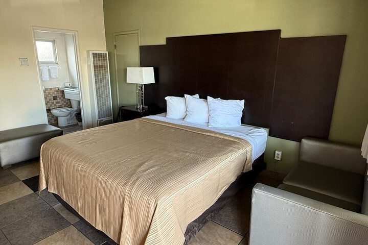 Cinderella Motel