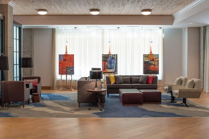Hampton Inn & Suites Portland-Pearl District