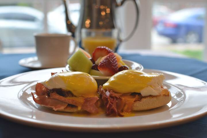 Breakfast/Coffee Service 39 of 46