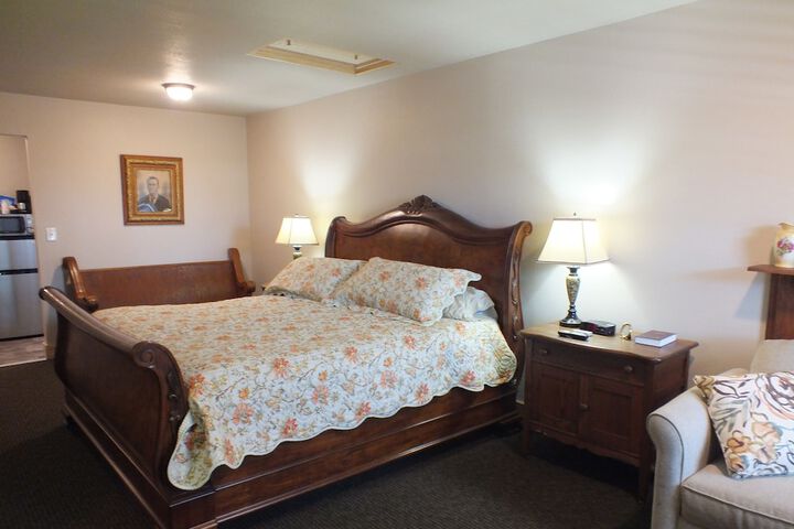 Room 14 of 34