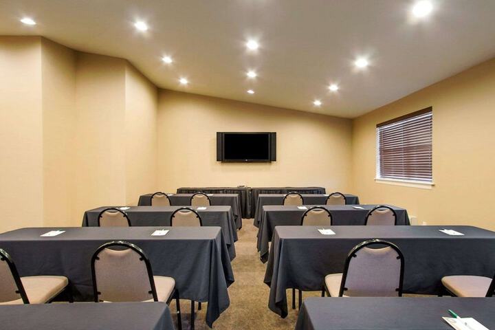 Quality Inn & Suites Springfield - Eugene North