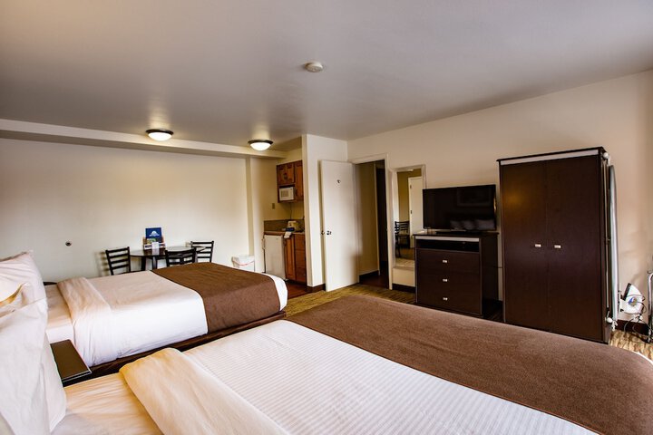 Room 37 of 43