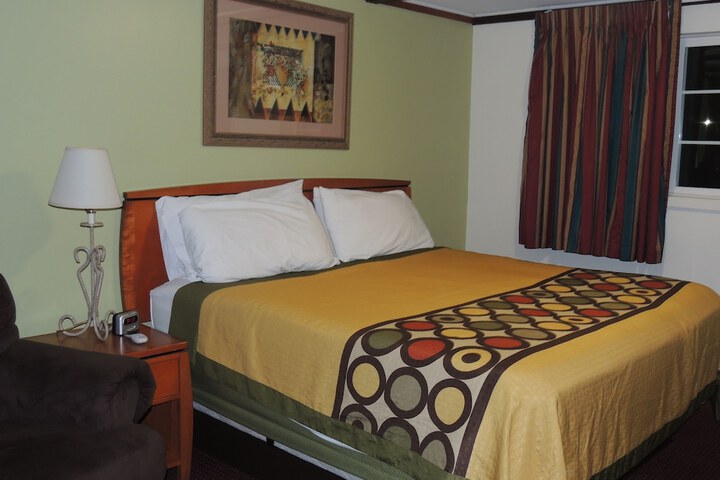 Room 43 of 52