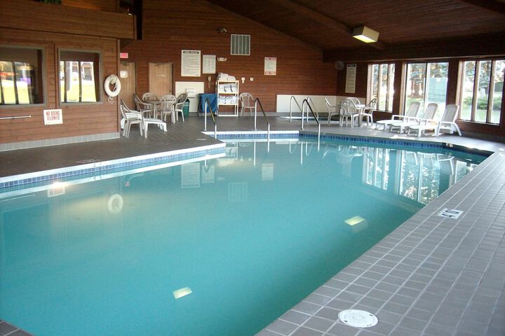 Pool 2 of 24