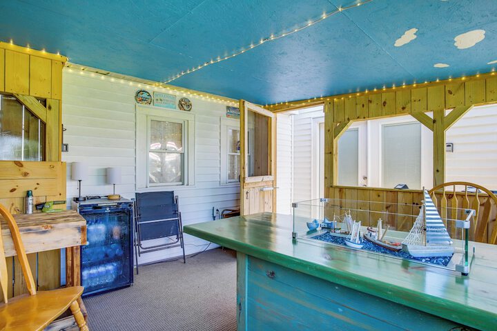 Maryland Retreat: Walk to Bay Beach & Boat Ramp!