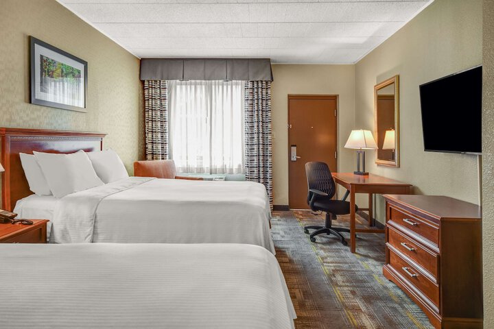 Room 42 of 82