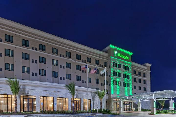 Holiday Inn Houston NE - Bush Airport Area by IHG