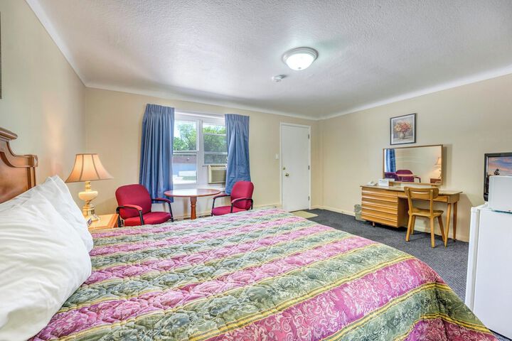 Room 44 of 72
