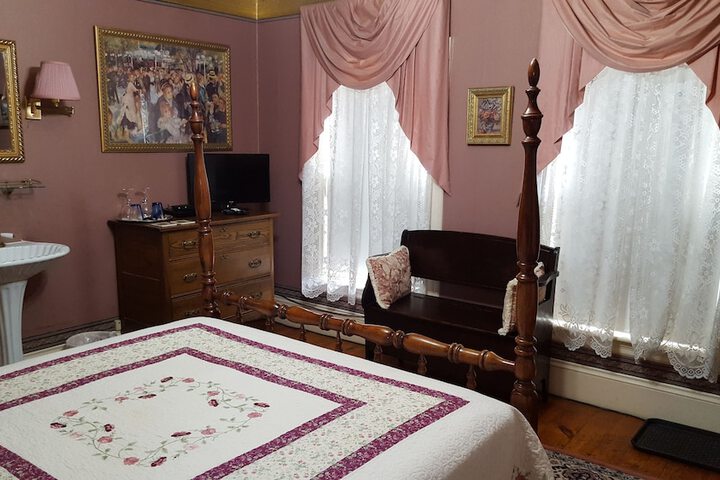 Room 40 of 51