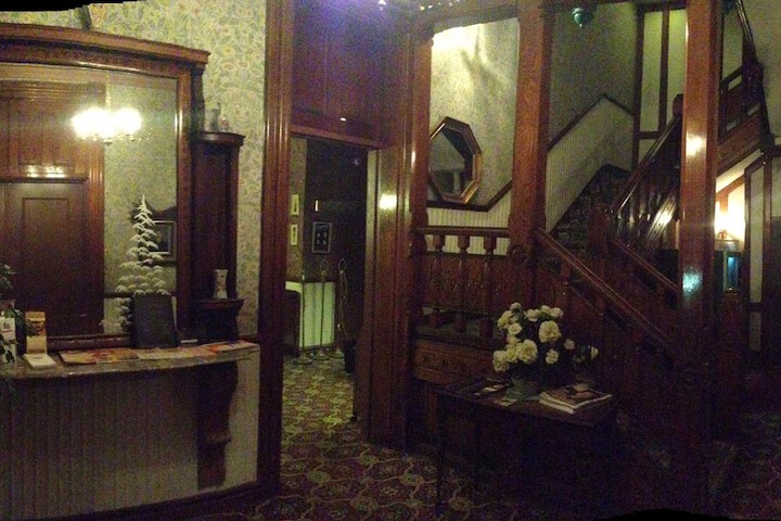Hotel 2 of 32