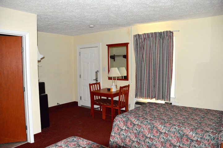Room 15 of 25