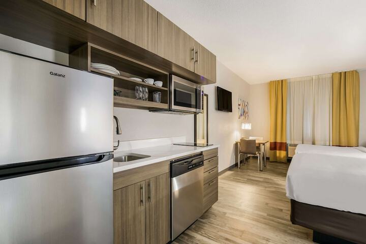 Room 21 of 35