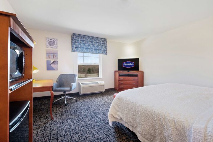 Room 25 of 46