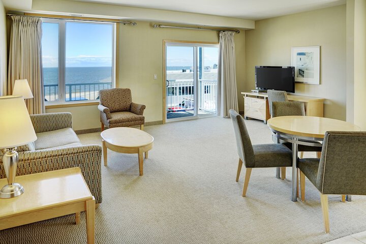 Lakeview Gimli Resort & Conference