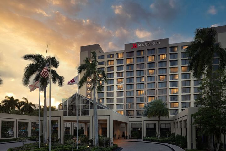 Hotel 2 of 92