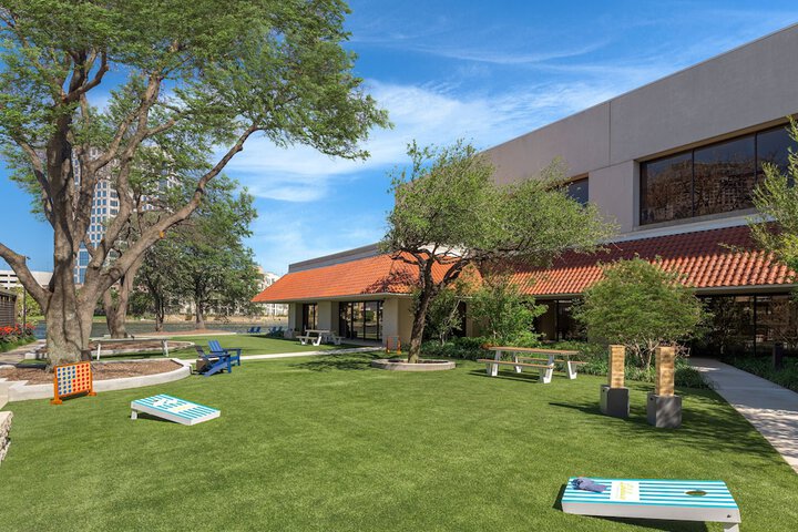 Omni Las Colinas Hotel