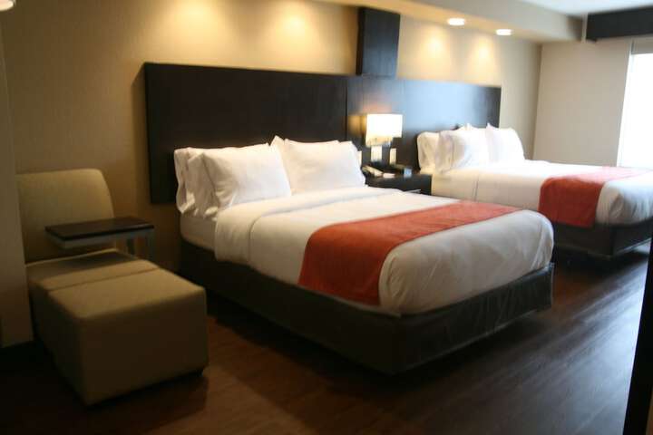 Room 75 of 103