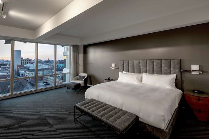 Room 40 of 52