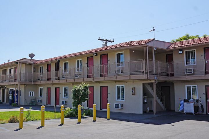 Hotel 3 of 39