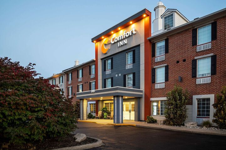 Hotel 4 of 27
