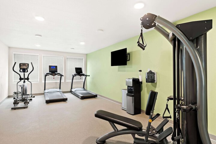 Woodspring Suites Denver Commerce City