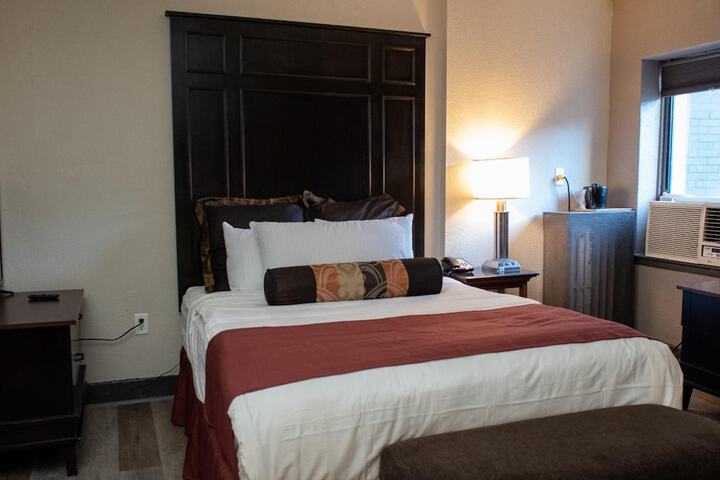 Hotel Chataura