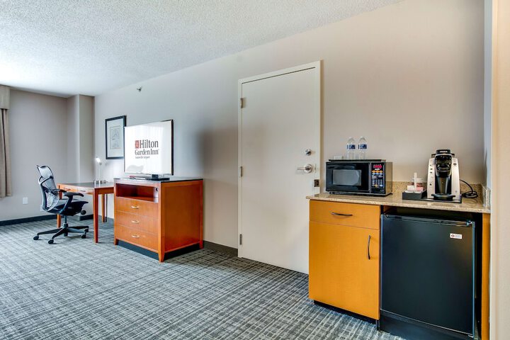 Room 30 of 53