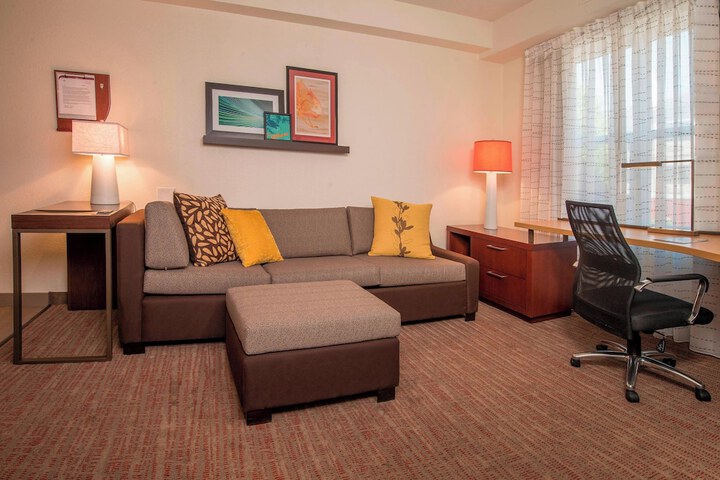 Room 21 of 36