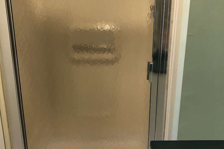 Room 30 of 60