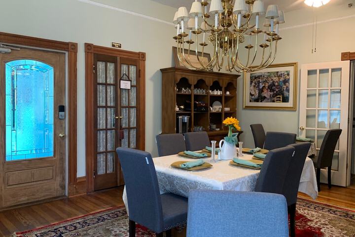 Peace & Plenty Inn Bed & Breakfast