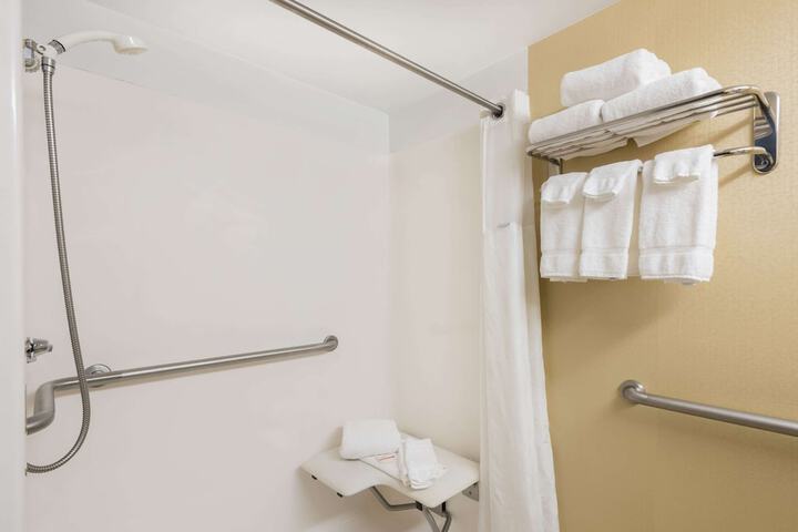 Room 20 of 44