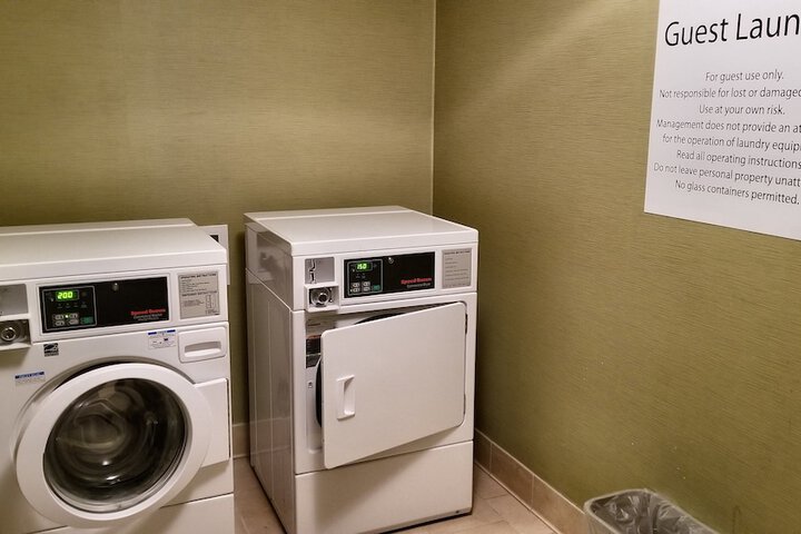 Room 14 of 28