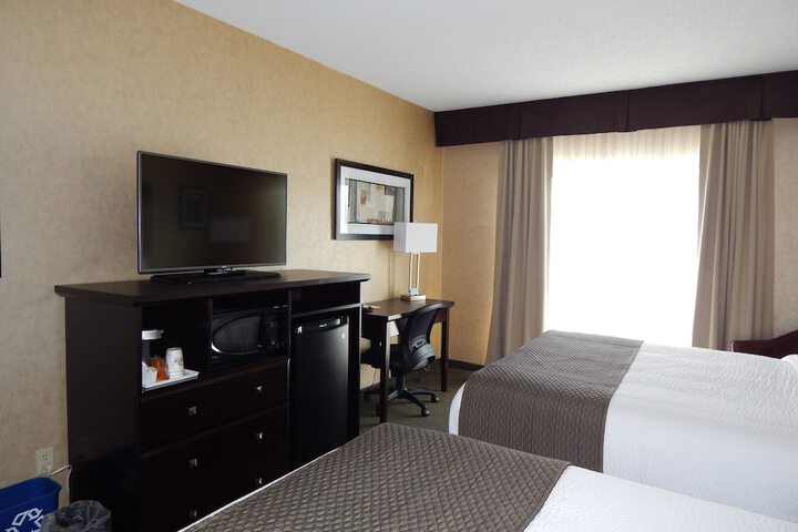 Room 12 of 46