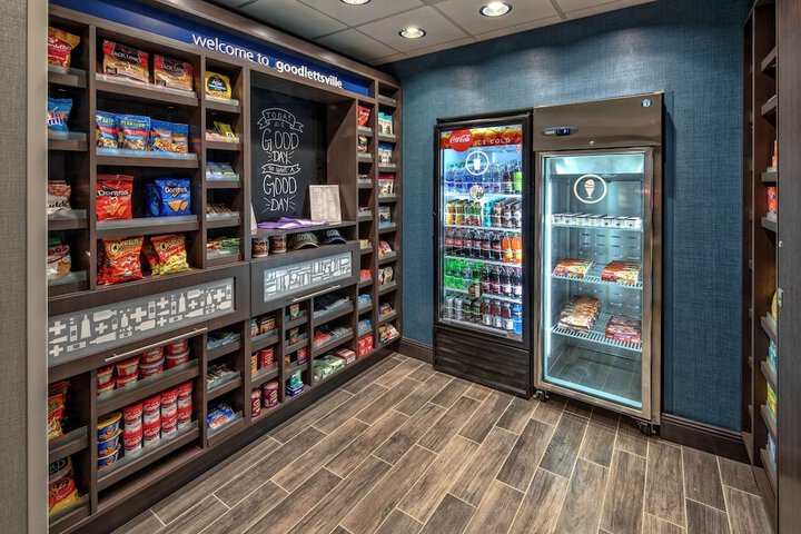 Hampton Inn & Suites Nashville / Goodlettsville