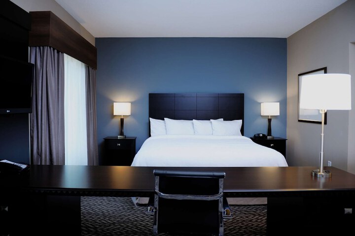 Room 18 of 34