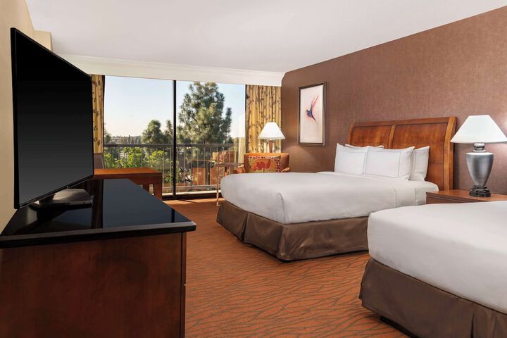 Hilton Orange County / Costa Mesa