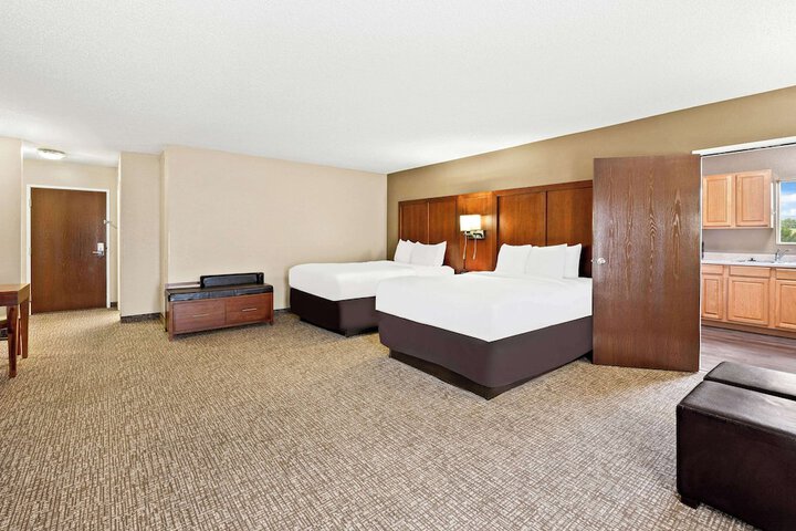 Room 43 of 58