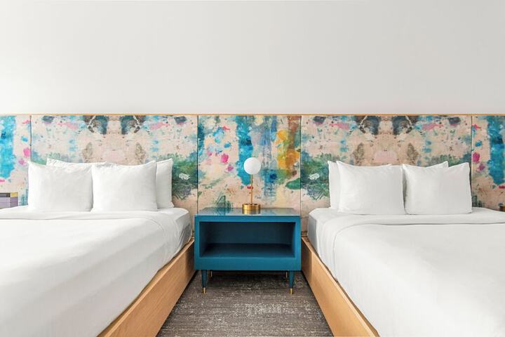 Room 87 of 164