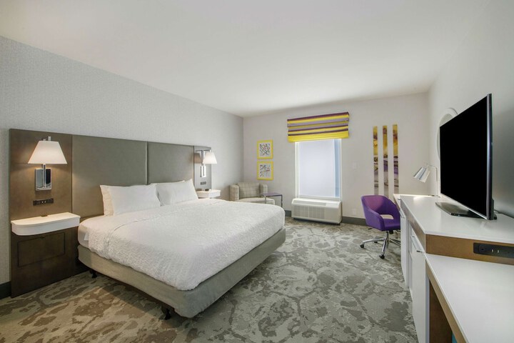 Room 19 of 53