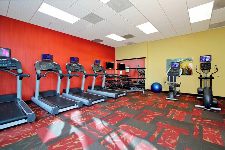 Health and Fitness 40 of 44