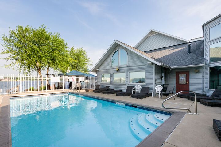 The Blue Heron Inn