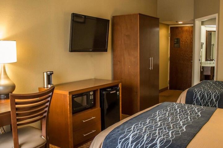 Room 20 of 28