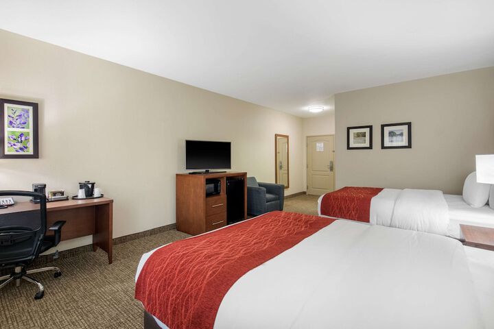 Room 10 of 34