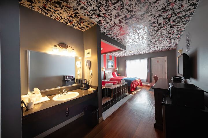 Room 17 of 50