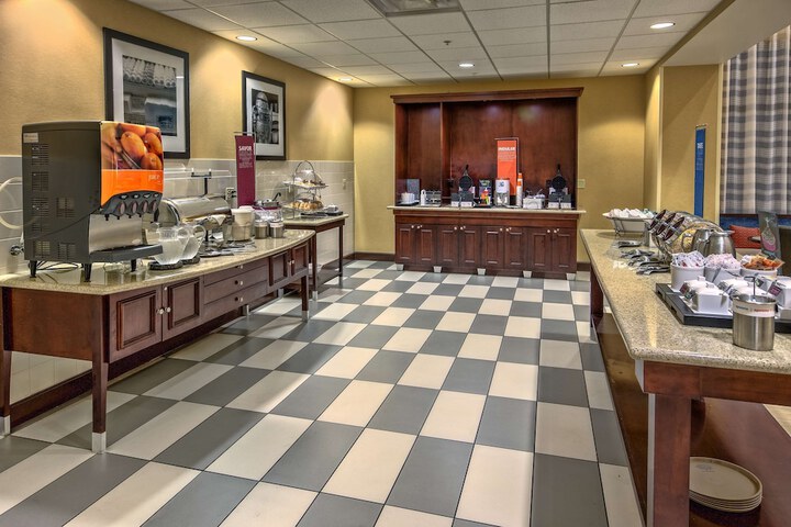 Breakfast/Coffee Service 40 of 42