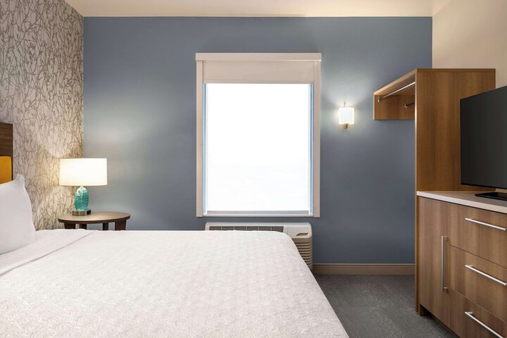 Room 15 of 30