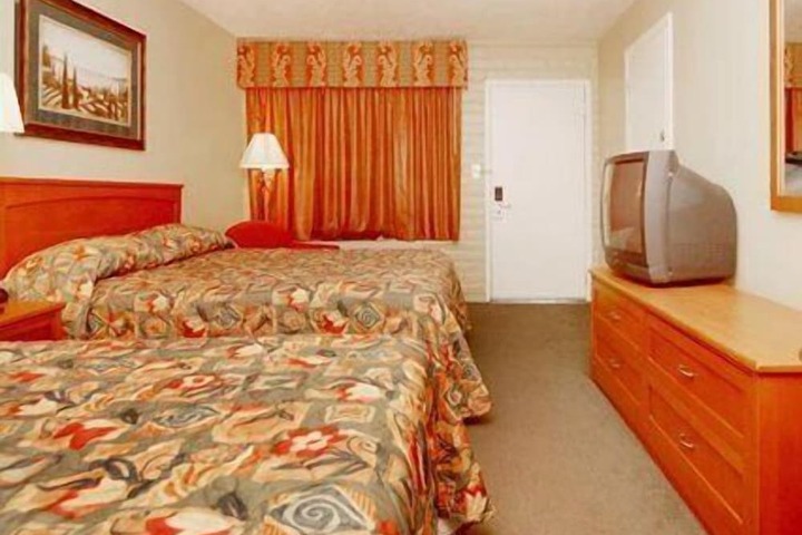 Room 21 of 41